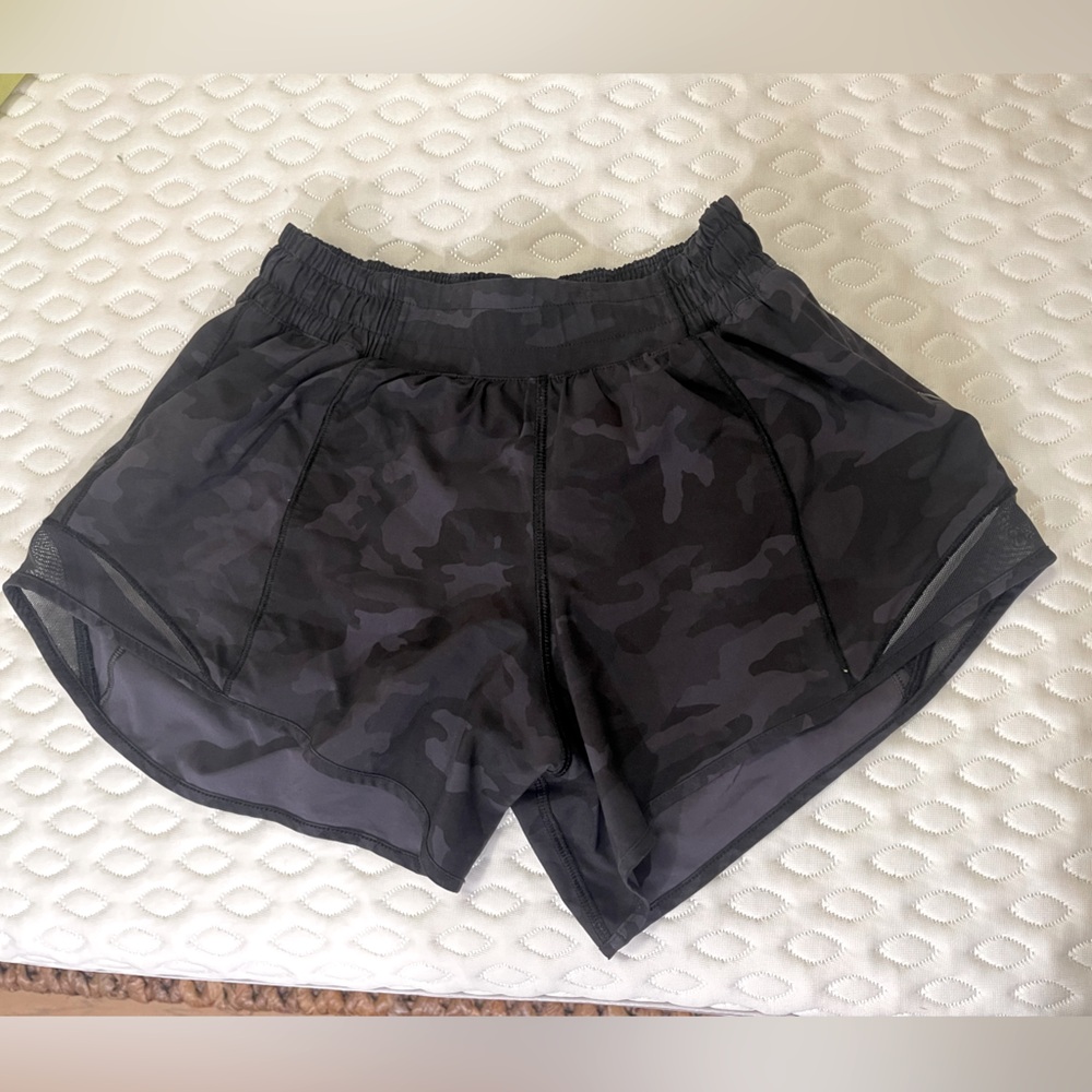 Lululemon Hotty Hot Low Rise Camo